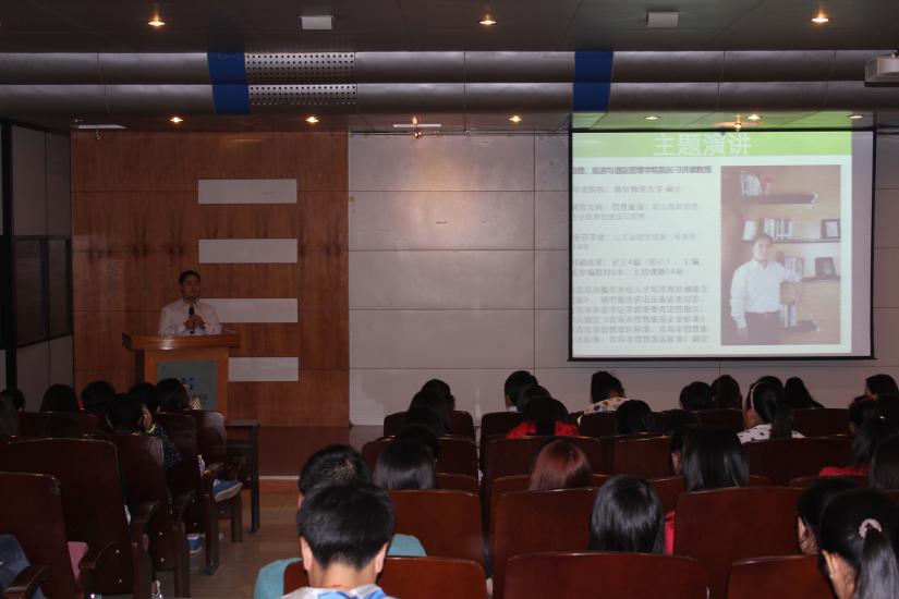 经理助理刁洪斌发表主题演讲